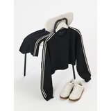 Sinsay Dukserica s dekorativnim lampasima soft touch | shoptok.hr
