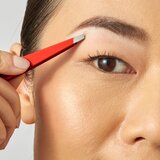 Tweezerman Studio Collection pinceta s poševno konico Signature Red 1 kos | Shoptok.si