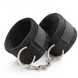 Crushious Lisice za zapestja - Tough Love, s 40cm verigo, črne, (21132120) | Shoptok.si