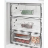 Whirlpool ugradbeni hladnjak WHK2 5323 B5E1 Slike