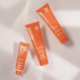 Lancaster Sun Sensitive Oil-Free Milky Fluid vodoodporna zaščita pred soncem za obraz za vse tipe kože 50 ml za ženske | Shoptok.si