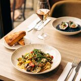 BonBistro Svijetlo sivi dubok porculanski tanjur ø 25,5 cm Nuance – | shoptok.hr
