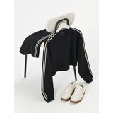 Sinsay Dukserica s dekorativnim lampasima soft touch | shoptok.hr