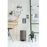 Brabantia Koš za odpadke s pedalom 12 L s plastičnim vložkom - platinum | Shoptok.si