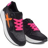 Resti Women's Sneakers with Glitter Avenues | ePonuda.com