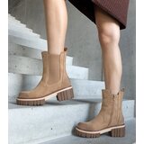 Gemre Beige massive platform boots with distressing Sholla | ePonuda.com