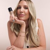 Bobbi Brown Weightless Skin Foundation SPF 15 Mini dugotrajni matirajući puder s hidratantnim učinkom nijansa Warm Natural 13 ml | shoptok.hr