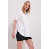 Trend Alaçatı Stili Women's White Crew Neck Oval Cut Modal T-Shirt Cene