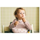 Mepal Svijetlo zeleni podbradak silikonski Little Farm – | shoptok.hr