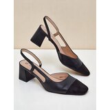 Resti Women's Low Heel Pumps with Decorative Toe Eleganzo | shoptok.hr