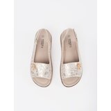 GOODIN Light beige platform sandals with pin | Shoptok.si