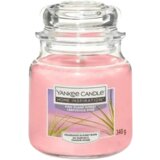 Yankee Candle Home Inspiration sveča v kozarcu Pink Island Sunset - Medium | Shoptok.si