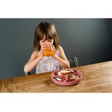 Kindsgut Opečnato oranžen silikonski otroški krožnik 19x20,5 cm Dusky Pink – | Shoptok.si