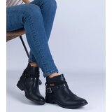 Gemre Black flat ankle boots with cut-out and buckle Savaner | ePonuda.com