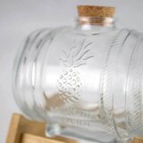  Staklena bačva 1L prozirna sa drvenim postoljem i slavinom - ananas | shoptok.hr
