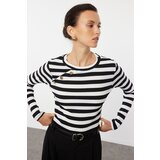 Trendyol Black Striped Fitted Raglan Sleeve with Stud Detail Stretchy Knitted Blouse Cene