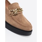 Shelvt Beige loafers with a gold chain. | shoptok.hr