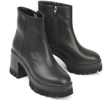 Capone Outfitters Capone Round Toe Side Zipper Mid Heel Women's Boots Cene'.'