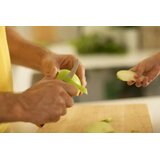 Fiskars Functional form nož za guljenje ukrivljeno rezilo 7 cm fiskars | shoptok.hr