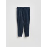 Reserved MEN`S TROUSERS - mornarsko plava | shoptok.hr