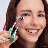 Essence Disney The Little Mermaid uvijač za trepavice 1 kom | shoptok.hr