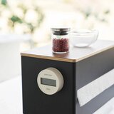 YAMAZAKI Crni metalni stalak za papirnate ručnike Rin – | shoptok.hr