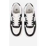 Shelvt Stylish black and white sneakers with a thick sole | ePonuda.com