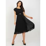 Fashion Hunters Black pleated dress with a round neckline