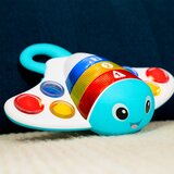 BABY EINSTEIN Ocean Explorers Stingray igrača za otroke 6 m+ 1 kos | Shoptok.si