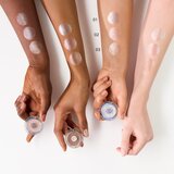 Essence mono glitter bleščeča senčila za oči odtenek 02 Rosy Sparkle 2 g | Shoptok.si
