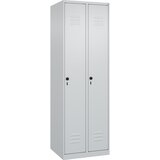 C+P Garderobna omara Classic PLUS, 2 dela, svetlo sive barve, Š 600 mm, talni drsniki, vrtljiv zapah, sredinska predelna stena | Shoptok.si