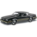 Revell 1985 Olds 442/FE3-X Show Car Cene