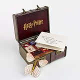 HARRY POTTER Hogwarts Trunk adventski kalendar s nakitom i dodacima, 24 dana | shoptok.hr
