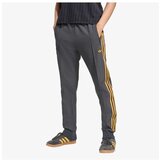 Adidas muški donji deo trenerke Mufc icon tp JN2815 Cene