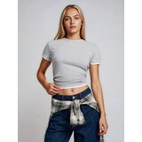 Sinsay Rebrasta basic majica s kontrastnim obrubom i mješavinom viskoze | shoptok.hr