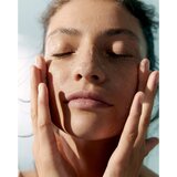 Nivea Derma Skin Clear čistilni piling za obraz 150 ml | Shoptok.si