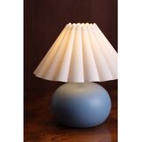 Jotex Bela/modra keramična namizna svetilka (višina 34 cm) Crasso – | Shoptok.si