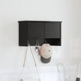 vidaXL Nadwyčajna obešalnik za plašče Črni hrast 50 x 20 x 30 cm | Shoptok.si