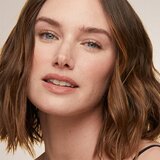 Estée Lauder Double Wear Sheer Long-Wear Makeup SPF20 puder za rahlo prekrivanje 30 ml odtenek 1C1 Cool Bone Cene