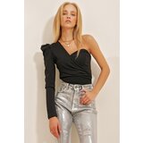 Trend Alaçatı Stili Women's Black Princess Crepe Blouse with Arm padding | Shoptok.si