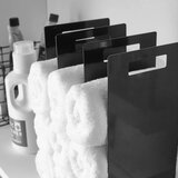 YAMAZAKI Črna kovinska stojala za brisače v kompletu 2 ks Tower – | Shoptok.si