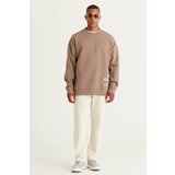 AC&Co / Altınyıldız Classics Men's Beige Oversize Fit Loose Cut 3 Thread Cotton Printed Sweatshirt with Fleece Inside Cene
