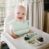 BabyOno Silikonski okrogel krožnik s predelki in priseskom 6 m+, mint | Shoptok.si