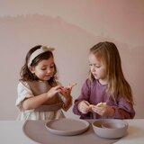 Eeveve® silikonski slinček marble powder blush | Shoptok.si
