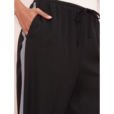 Friends Like These Hlače črna / bela | Shoptok.si