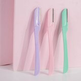 Brushworks Precision Eyebrow Razor Pastel britev (za obrvi) | Shoptok.si