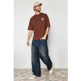 Trendyol dark brown men's oversize embroidered 100% cotton t-shirt Cene