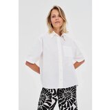 Marisse White Short-Sleeved Collared Shirt | ePonuda.com