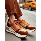 Resti Women's sports shoes with a hidden wedge Bessase | Shoptok.si