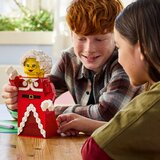 Lego LEGO® Iconic - Povećana mini-figura Gospođe Mraz (40875) | Eponuda.com